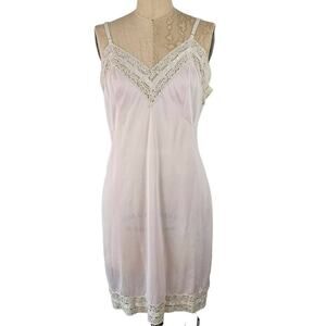 VTG Gaymode Penneys full length pale pink slip lace 38 Ave
